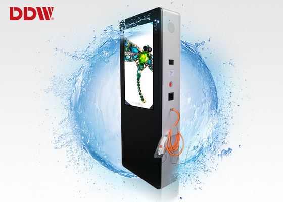 ISO9001 all'aperto a 65 pollici ha personalizzato il mucchio astuto per energia - l'automobile 2500nits DDW-AD6501S della tassa del contrassegno di Digital di colore