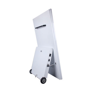 55 pollici Outdoor Digital Signage Batteria portatile e schermi LCD per campagne pubblicitarie all'aperto