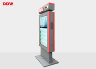 Outside floor standing Digital Signage Kiosk 3600W , 4000 / 1 sunlight readable monitors for bus station