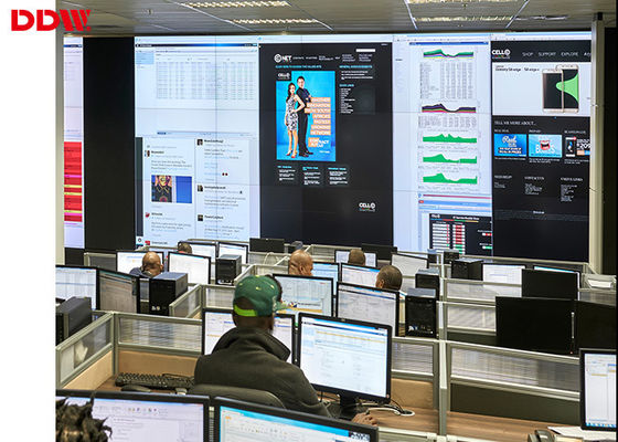 i video schermi multipli della sala di controllo delle interfacce dell'esposizione di parete da 1,8 millimetri LG per sorveglianza di sicurezza concentrano